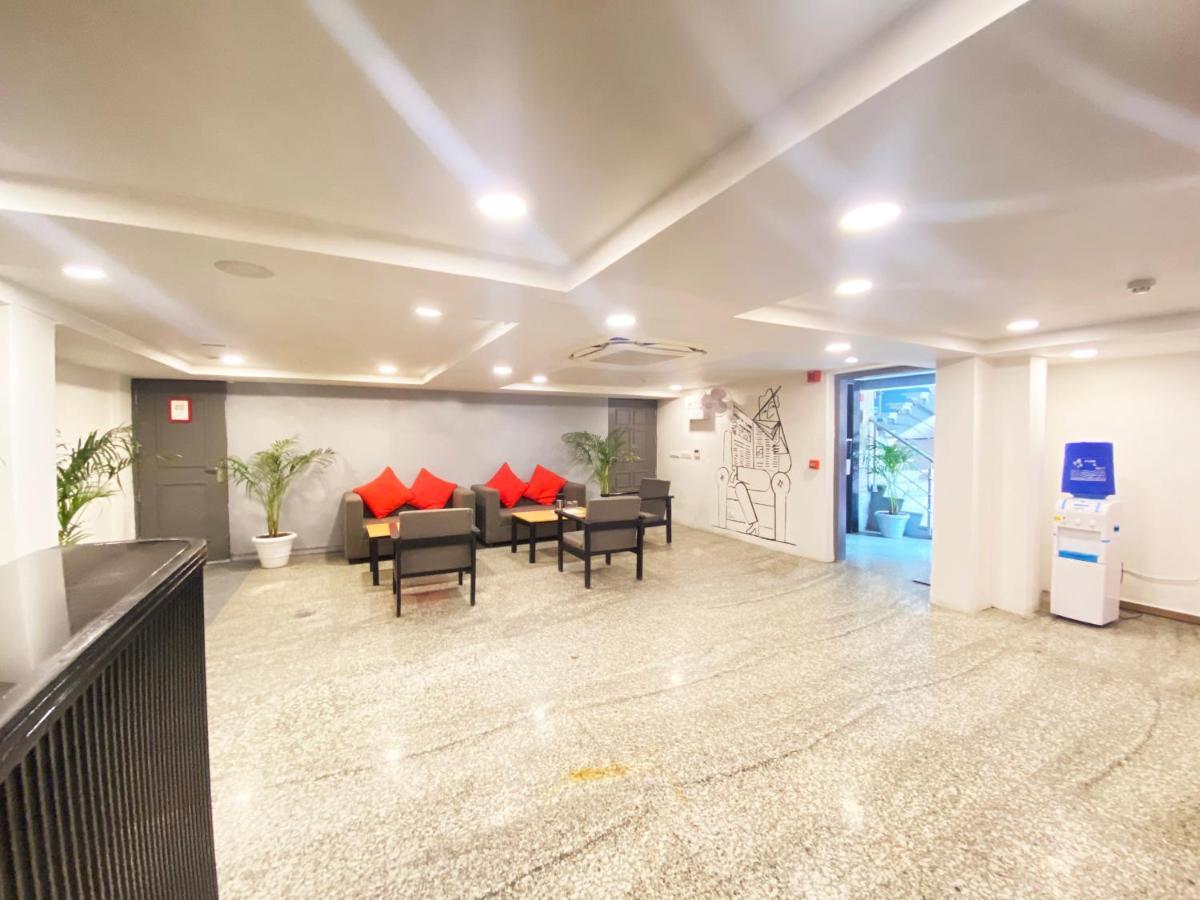 Hotel Golden Saffron By Qotel-Punjabi Bagh นิวเดลี ภายนอก รูปภาพ