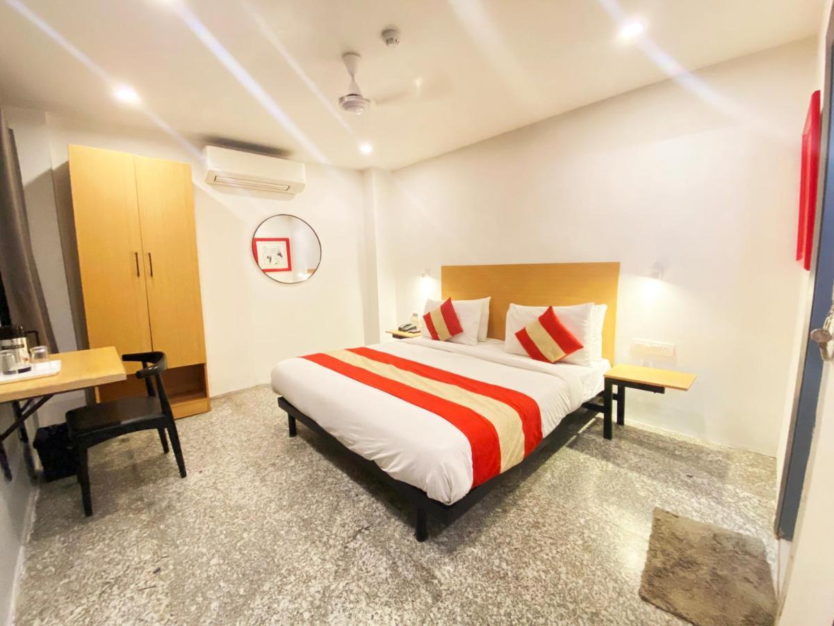Hotel Golden Saffron By Qotel-Punjabi Bagh นิวเดลี ภายนอก รูปภาพ