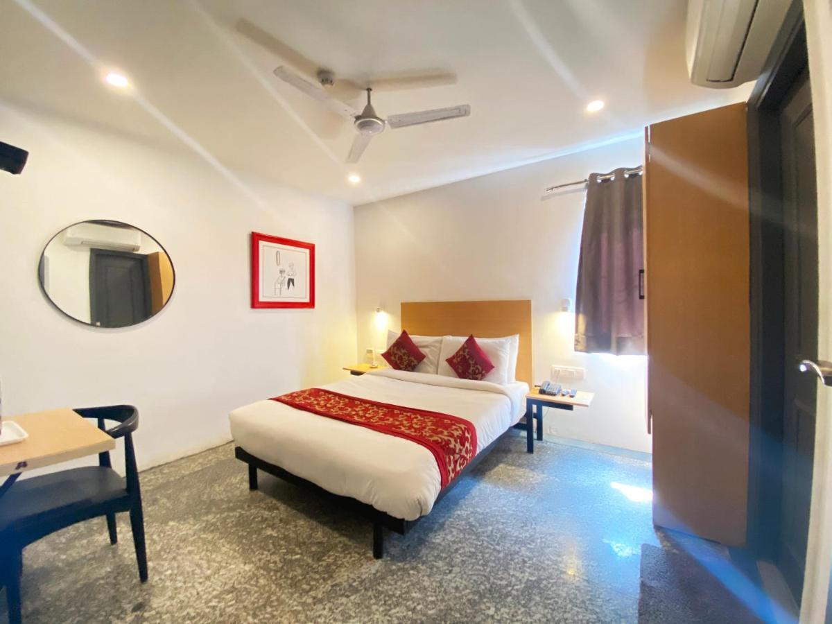 Hotel Golden Saffron By Qotel-Punjabi Bagh นิวเดลี ภายนอก รูปภาพ