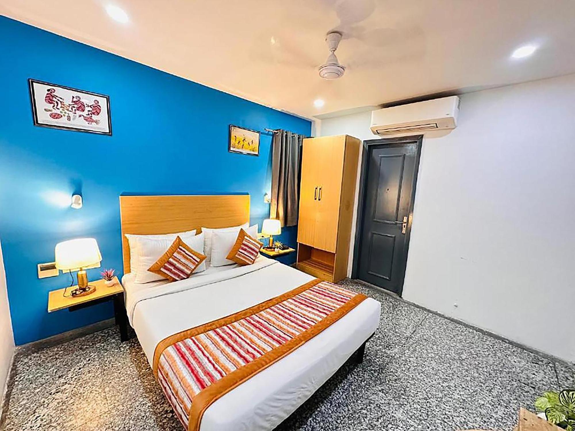 Hotel Golden Saffron By Qotel-Punjabi Bagh นิวเดลี ภายนอก รูปภาพ