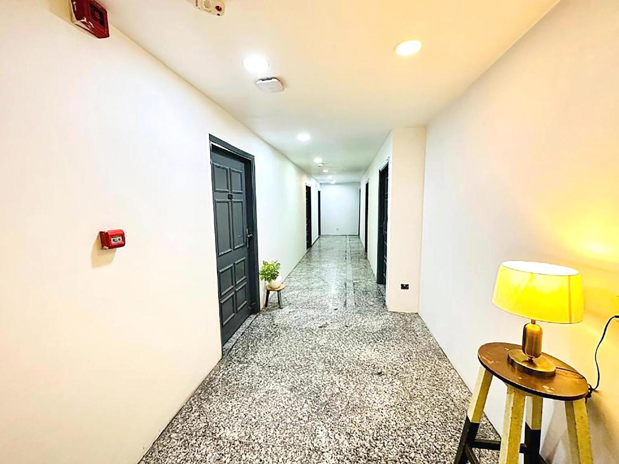 Hotel Golden Saffron By Qotel-Punjabi Bagh นิวเดลี ภายนอก รูปภาพ